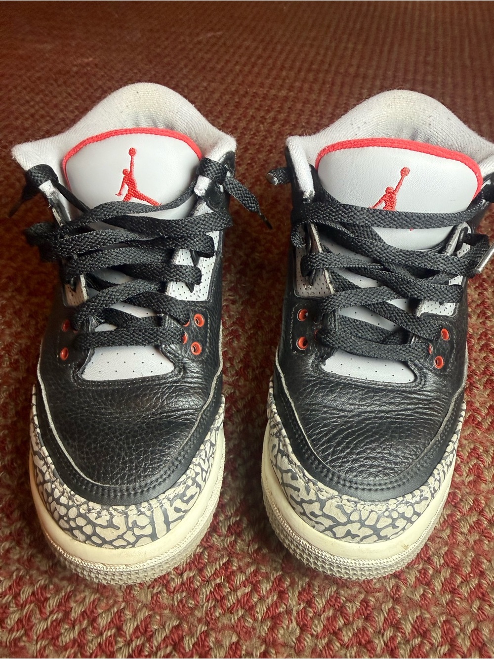 JORDAN 3 Black Cements 6.5 Boys